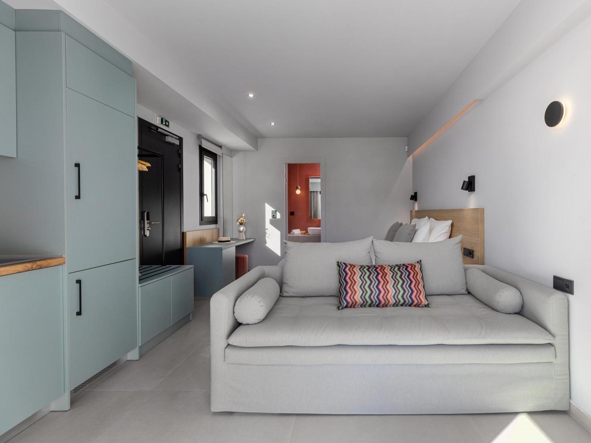 The 8 Suites Polychrono Bagian luar foto