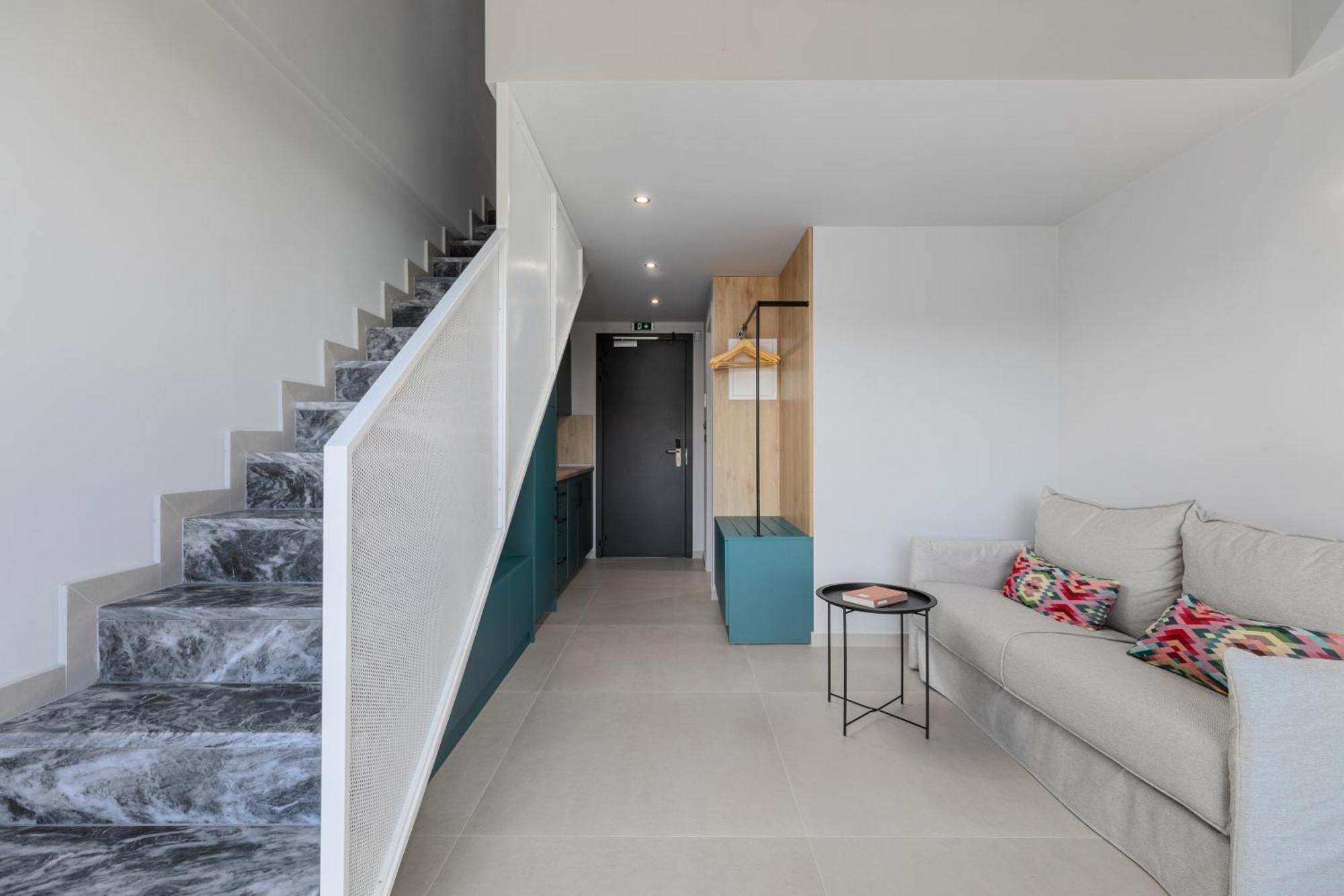 The 8 Suites Polychrono Bagian luar foto