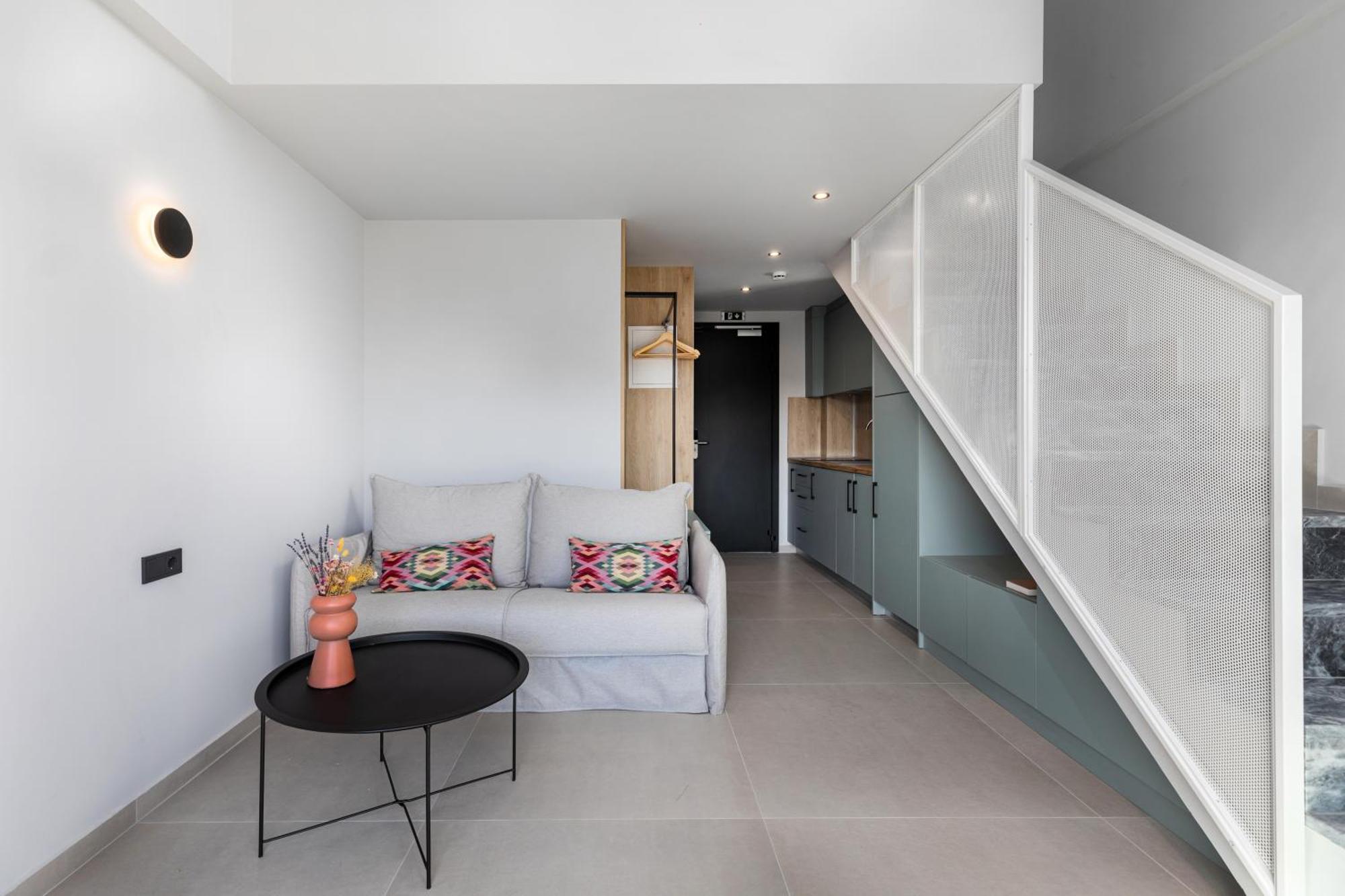 The 8 Suites Polychrono Bagian luar foto