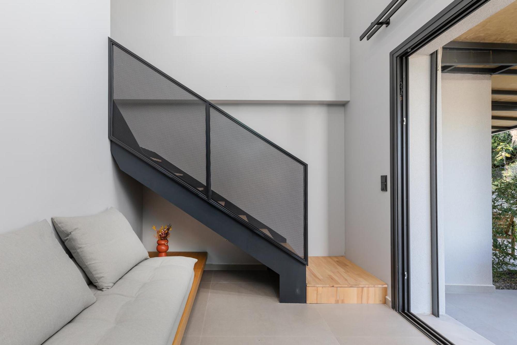 The 8 Suites Polychrono Bagian luar foto